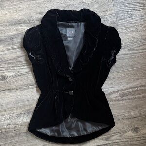 ✨A|X Armani Exchange Black Velvet Short-Sleeve Jacket – Women’s XS preowned✨